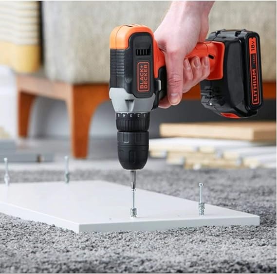 Black+Decker 18V Lithium-Ion Drill Driver with A 1.5Ah Battery