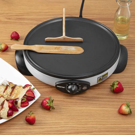 Geepas Crepe Maker 13 Die Cast Aluminum Baking Plate