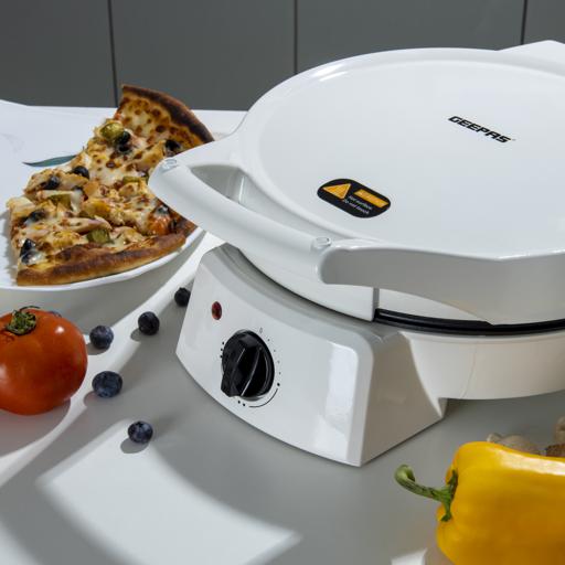 Geepas Non Stick Pizza Maker