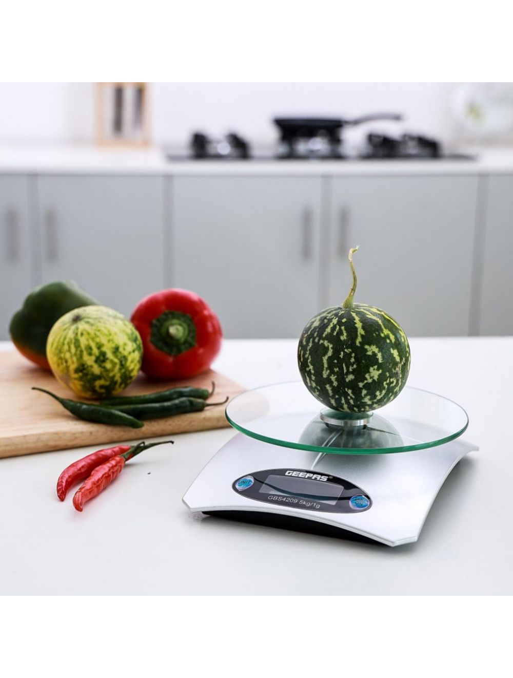 Geepas Digital Kitchen Scale 5Kg Capacity White