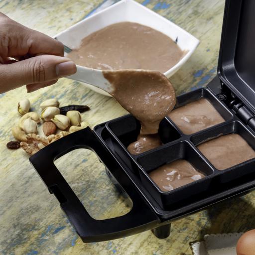 Geepas Brownie Maker 4 Bites At A Time Non Stick Cooking Plate