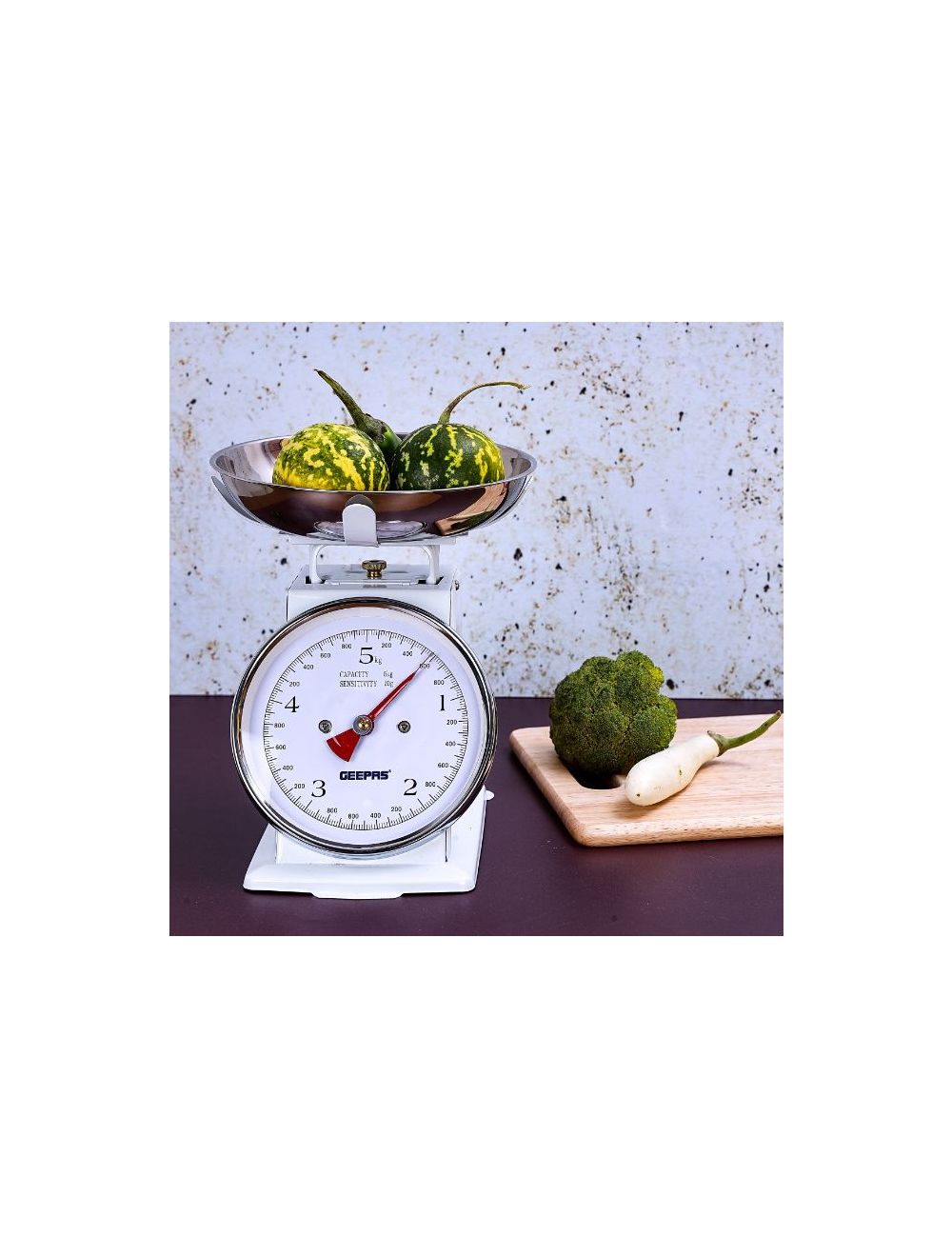 Geepas Kitchen Scale With Stainless Steel Bowl