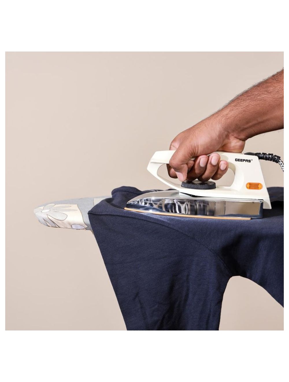 Geepas Automatic Dry Iron 1200W | reliable performance | lightweight | variable steam settings | safety features | stylish | even heat distribution | Halabh.com