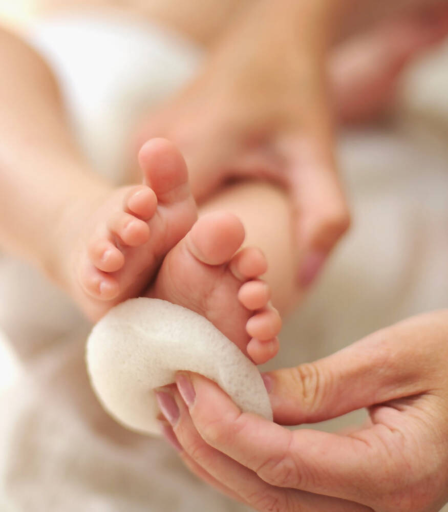 Kokoso Baby Natural Konjac Bath Sponge White