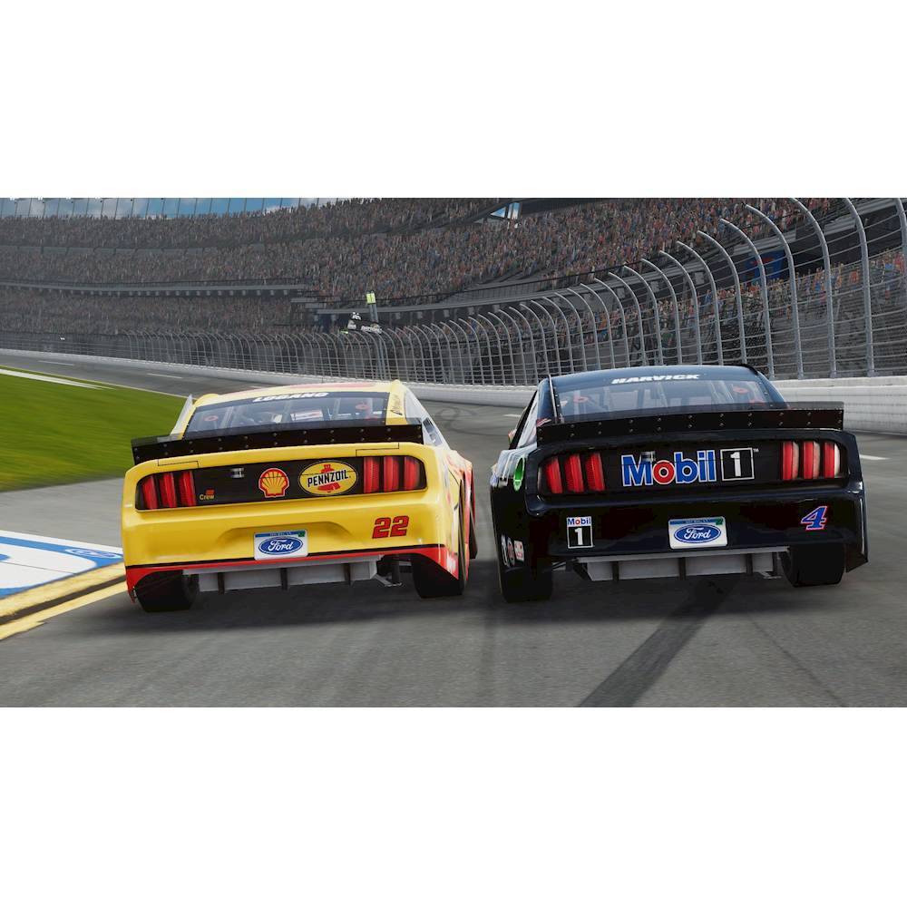 NASCAR Heat 5 Standard Edition - PlayStation 4