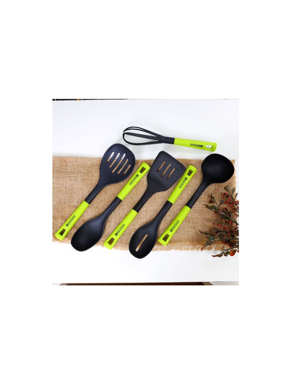 Royalford 7 Pcs Nylon Kitchen Tool Set Green & Black