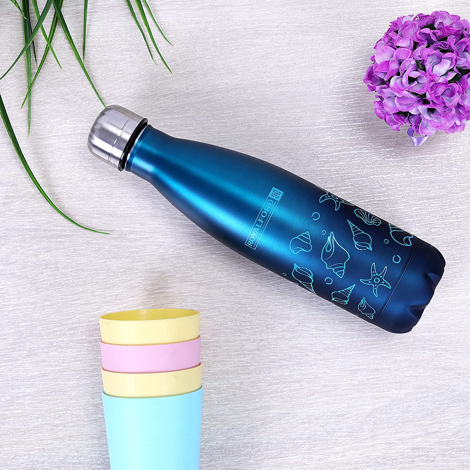 Royalford Stainless steel Double Wall Vacuum Bottle 500 Ml Blue