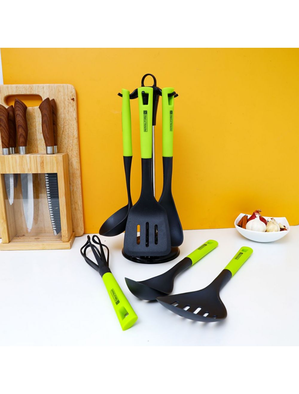 Royalford 7 Pcs Nylon Kitchen Tool Set Green & Black