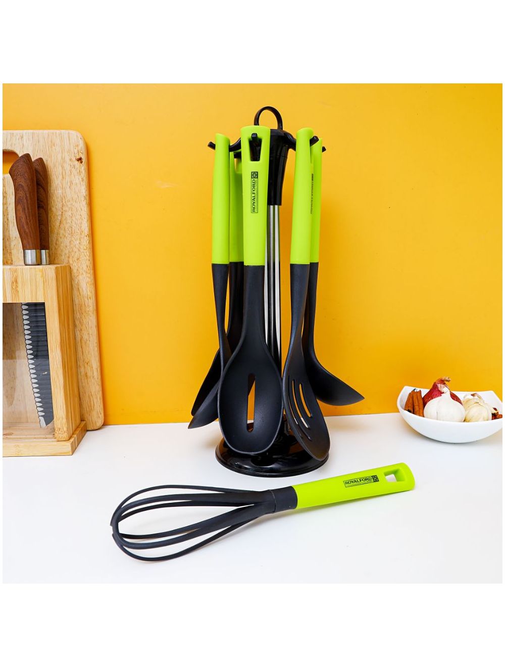 Royalford 7 Pcs Nylon Kitchen Tool Set Green & Black