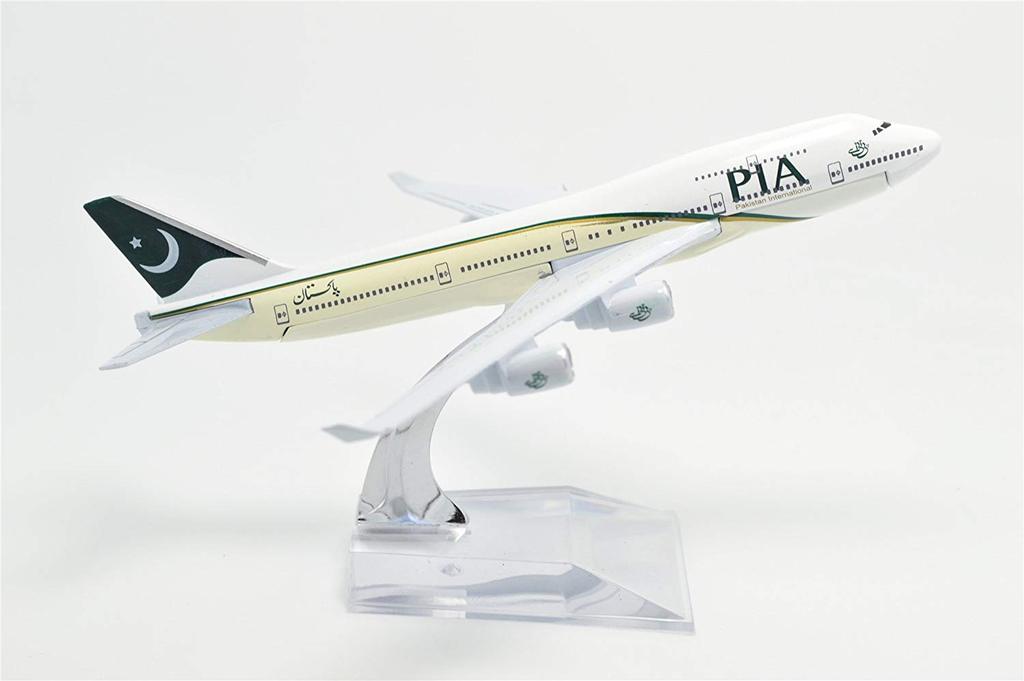 1:400 16cm Boeing B747-400 PIA Metal Airplane Model Plane Toy