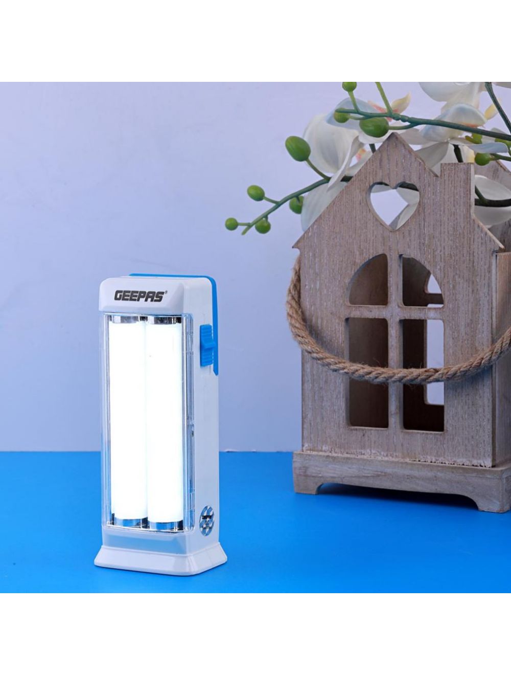 Geepas 18 Piece Rechargeable LED Emergency Lantern