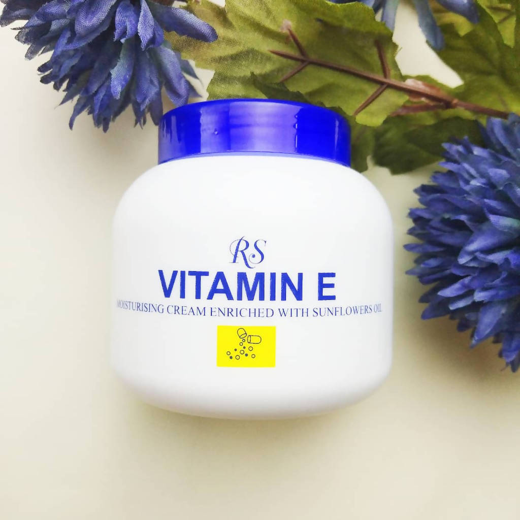 RS Vitamin E Moisturizing Cream Enriched with Sunflowers Oil