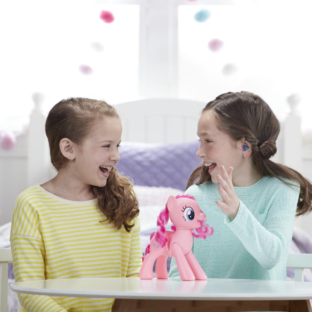 Hasbro Toy Oh My Giggles Pinkie Pie