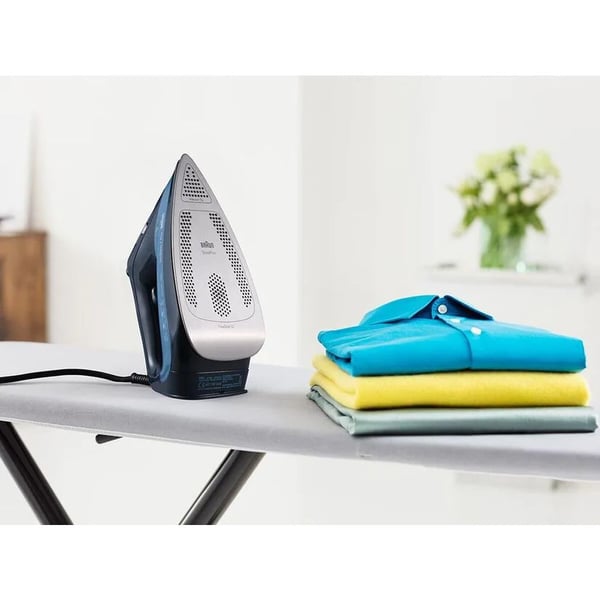 Braun Tex Style 7 Pro Steam Iron Blue | reliable performance | lightweight | variable steam settings | safety features | stylish | even heat distribution | Halabh.com