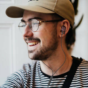 Wired Earphones 3.5mm M84 Perfection with mic - Halabh