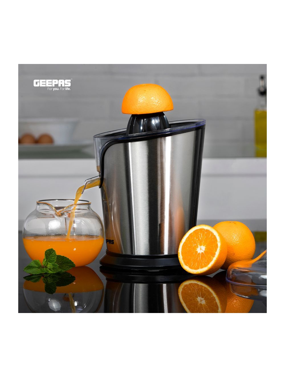 Geepas Electric Citrus Juicer 100W Silver | Kitchen Appliances | Halabh.com